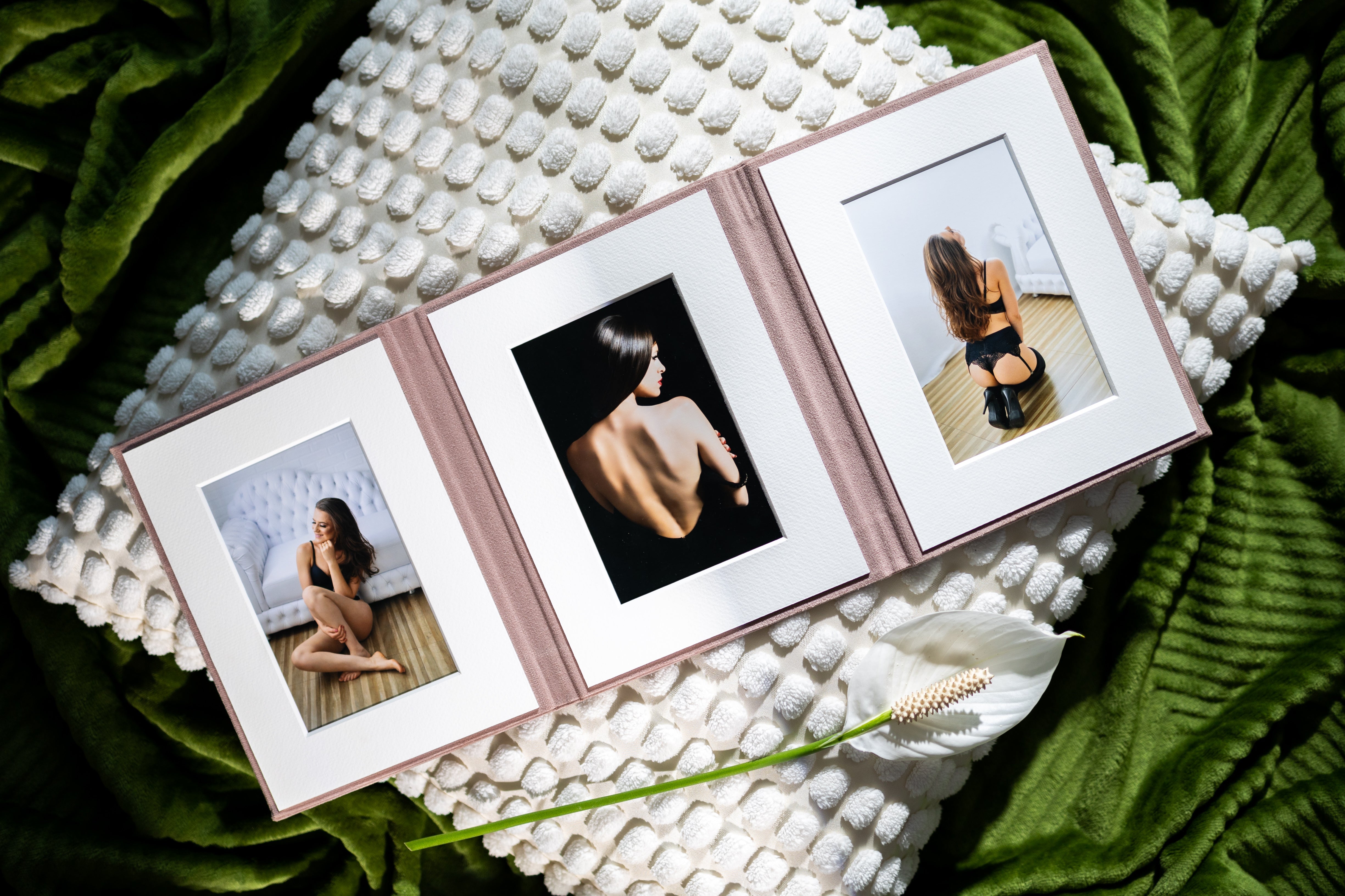 QT Folios hold 2 or 3 prints - perfect for gift prints, desk prints or the mantel.