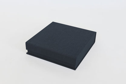 Clamshell Linen Box 6"