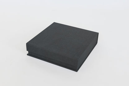 Clamshell Linen Box 6"