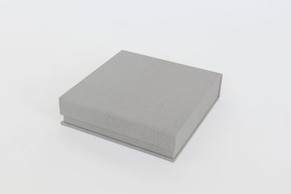 Clamshell Linen Box 6"