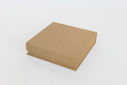 Clamshell Linen Box 6"