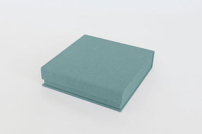 Clamshell Linen Box 6"