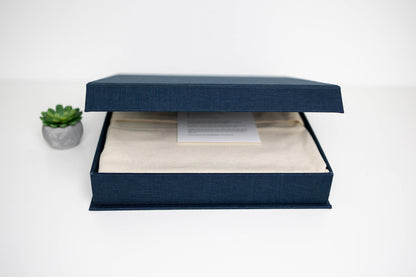 Clamshell Linen Box 8"
